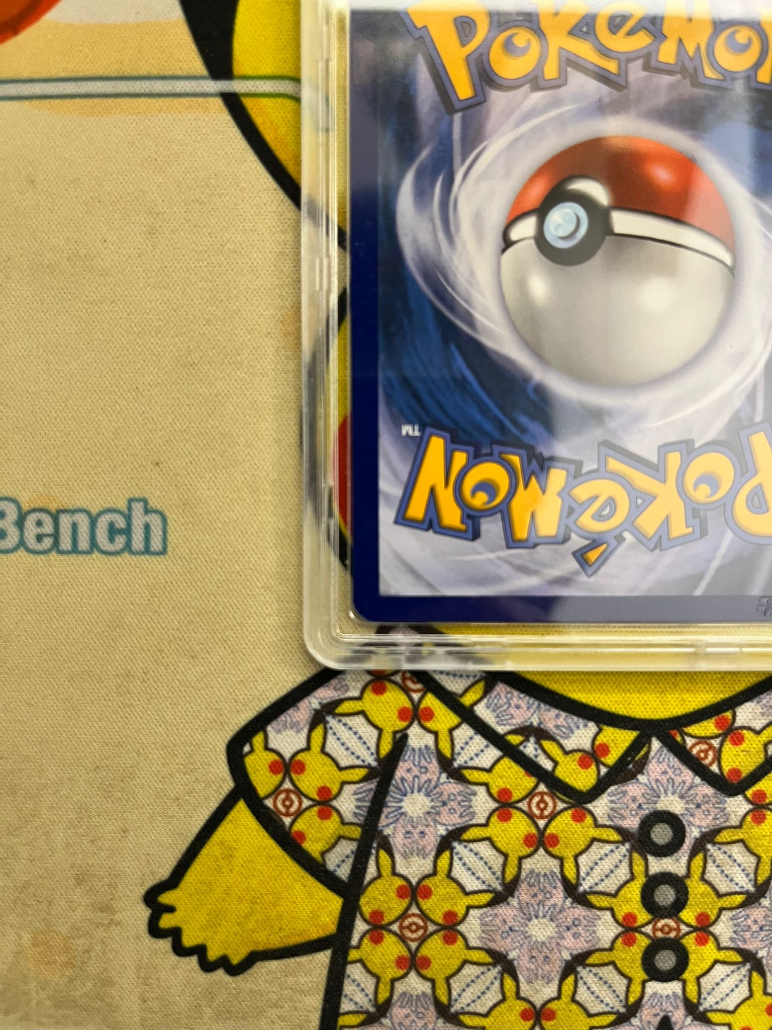 Graded Pokémon Card – Charizard 11/108 Reverse – PCA Gallery – French - Quest Corner