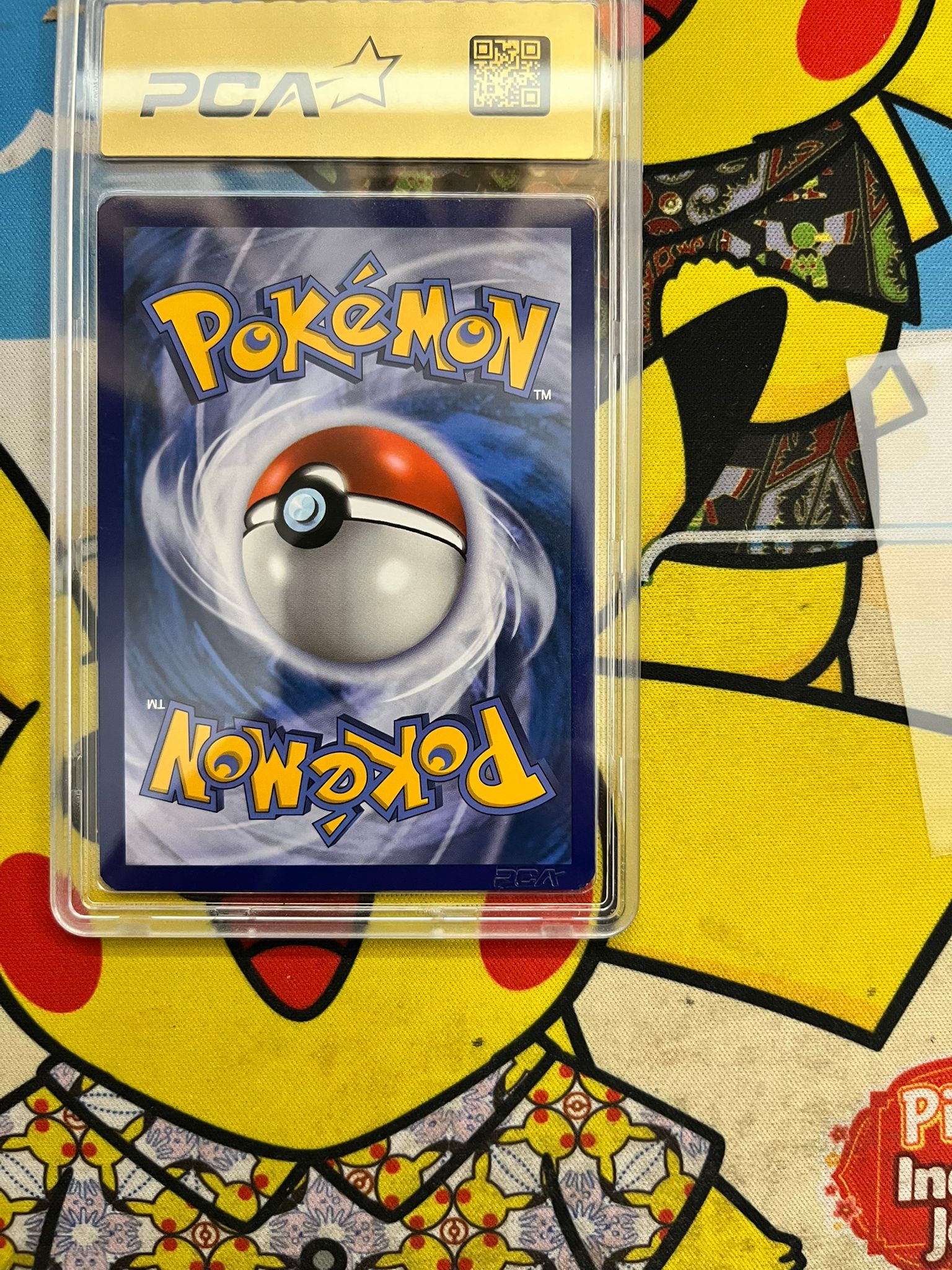 Graded Pokémon Card – Charizard 11/108 Reverse – PCA Gallery – French - Quest Corner